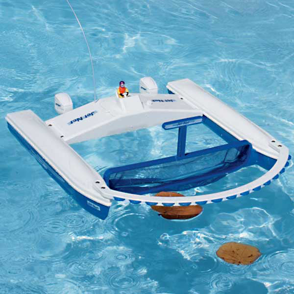 Remote Controlled Pool Skimmer - OddGifts.com