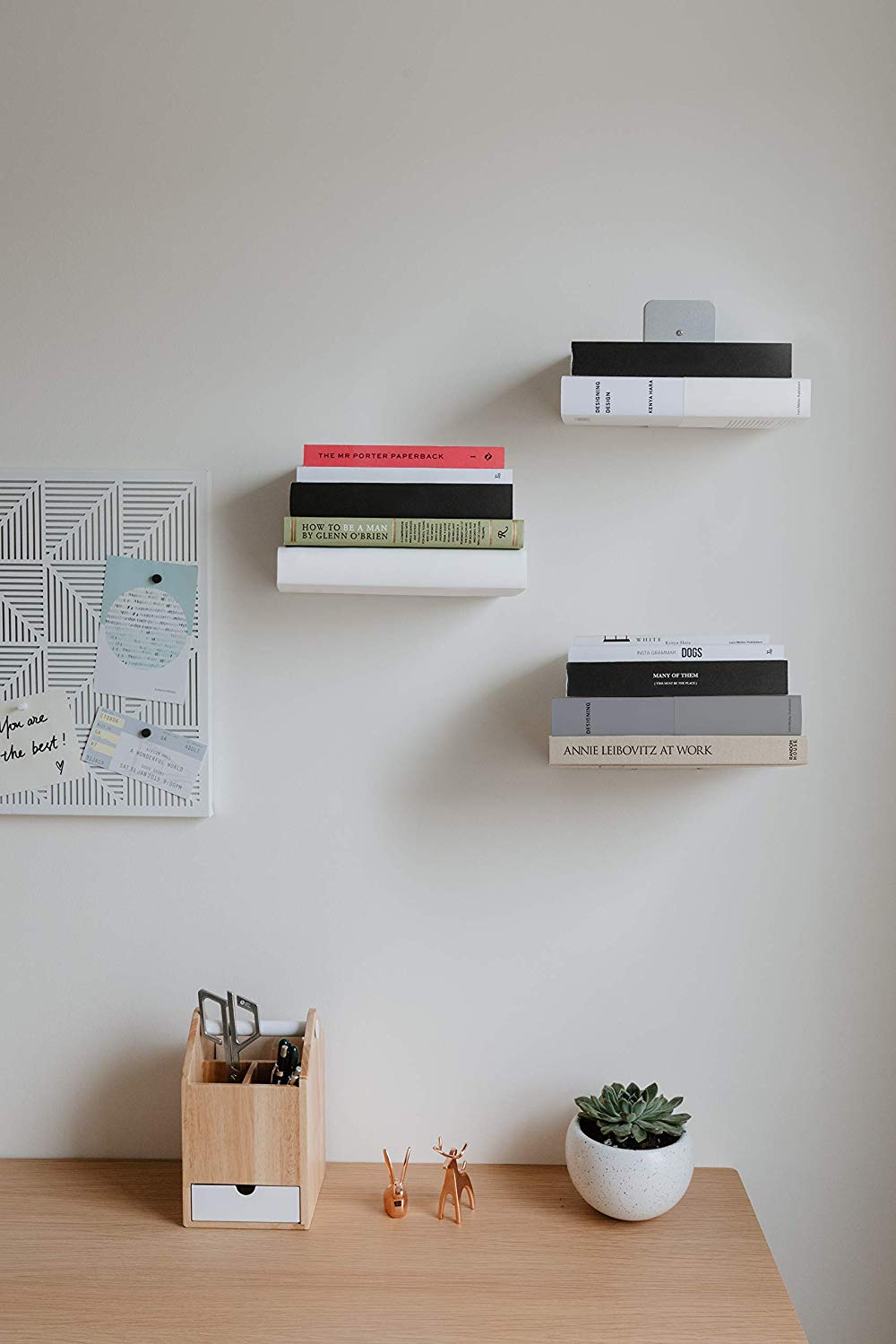 Floating Bookshelf - oddgifts.com