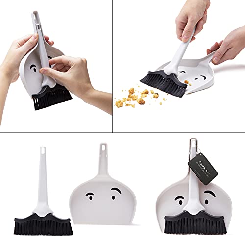 Dustache being used in various different ways