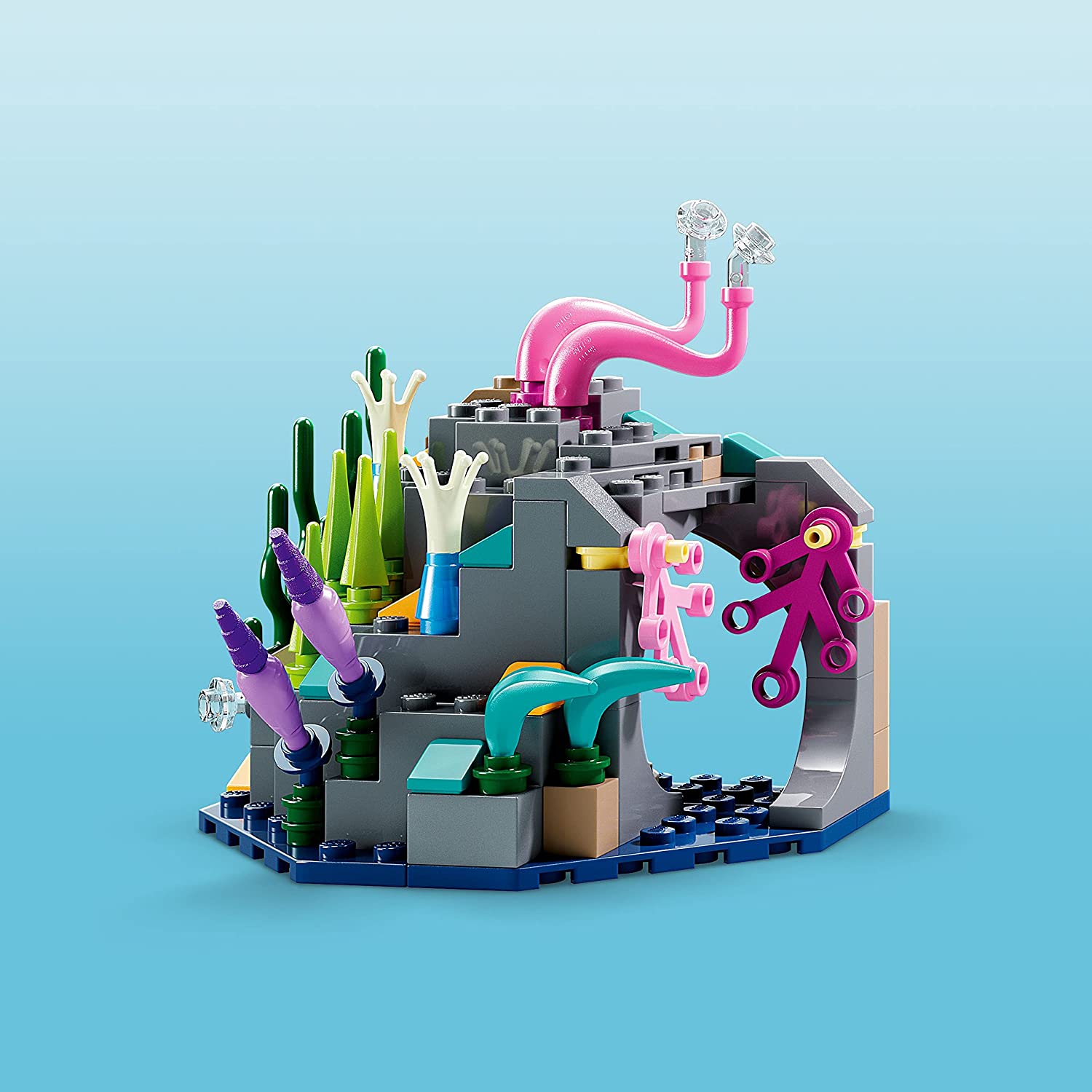 A Pandoran ocean coral cave settings from an Avatar: The Way of Water building Lego set.