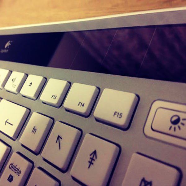 Mac Wireless Solar Keyboard - OddGifts.com
