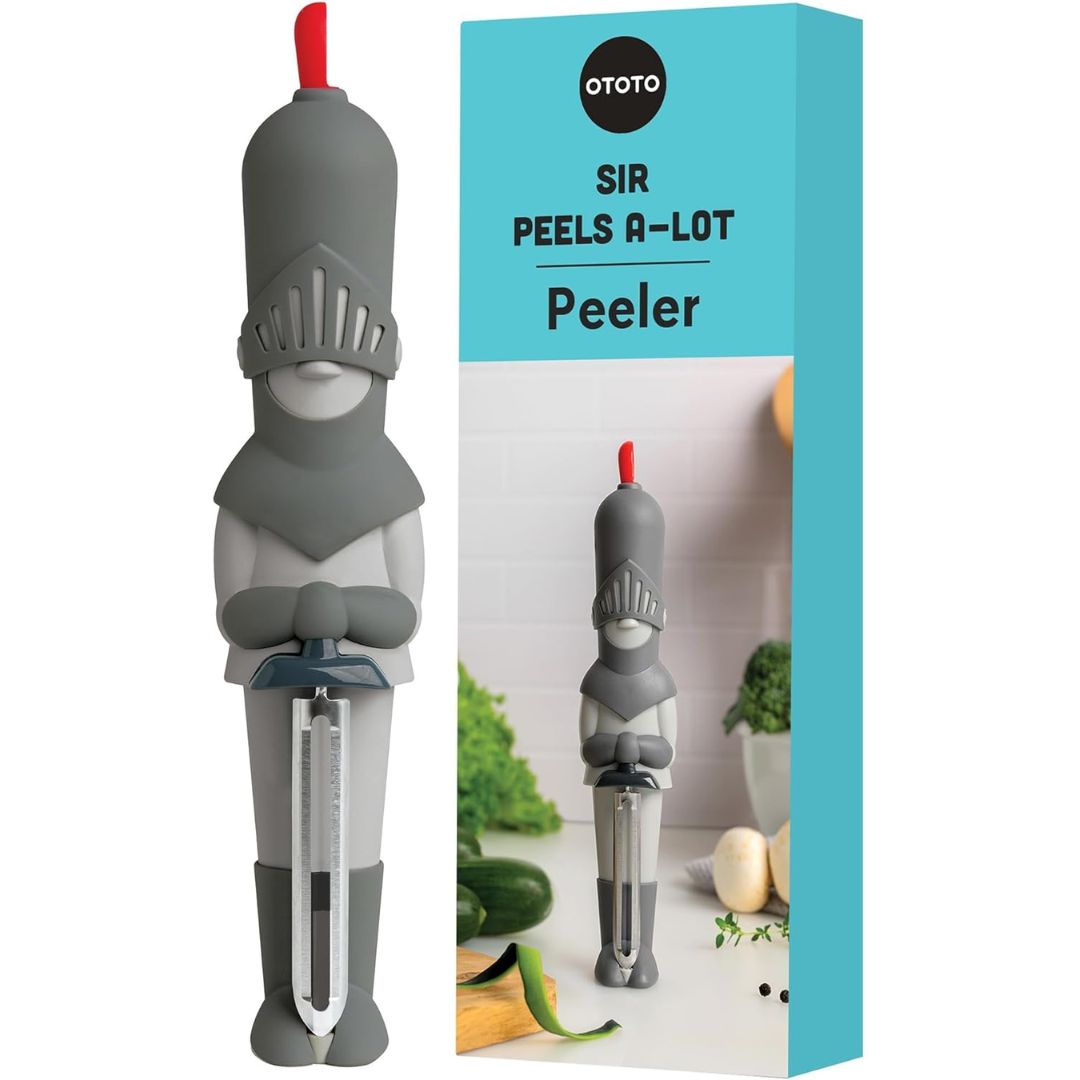 Knight-shaped vegetable peeler with packaging displaying 'OTOTO' brand.