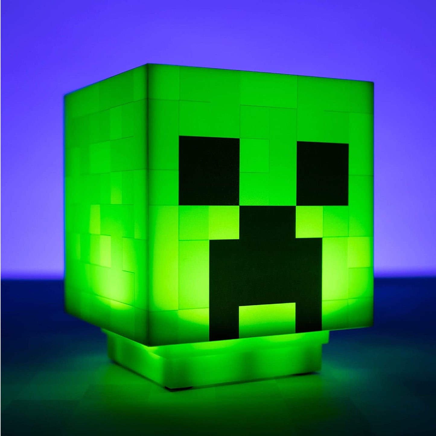 A green block-shaped Minecraft creeper light.