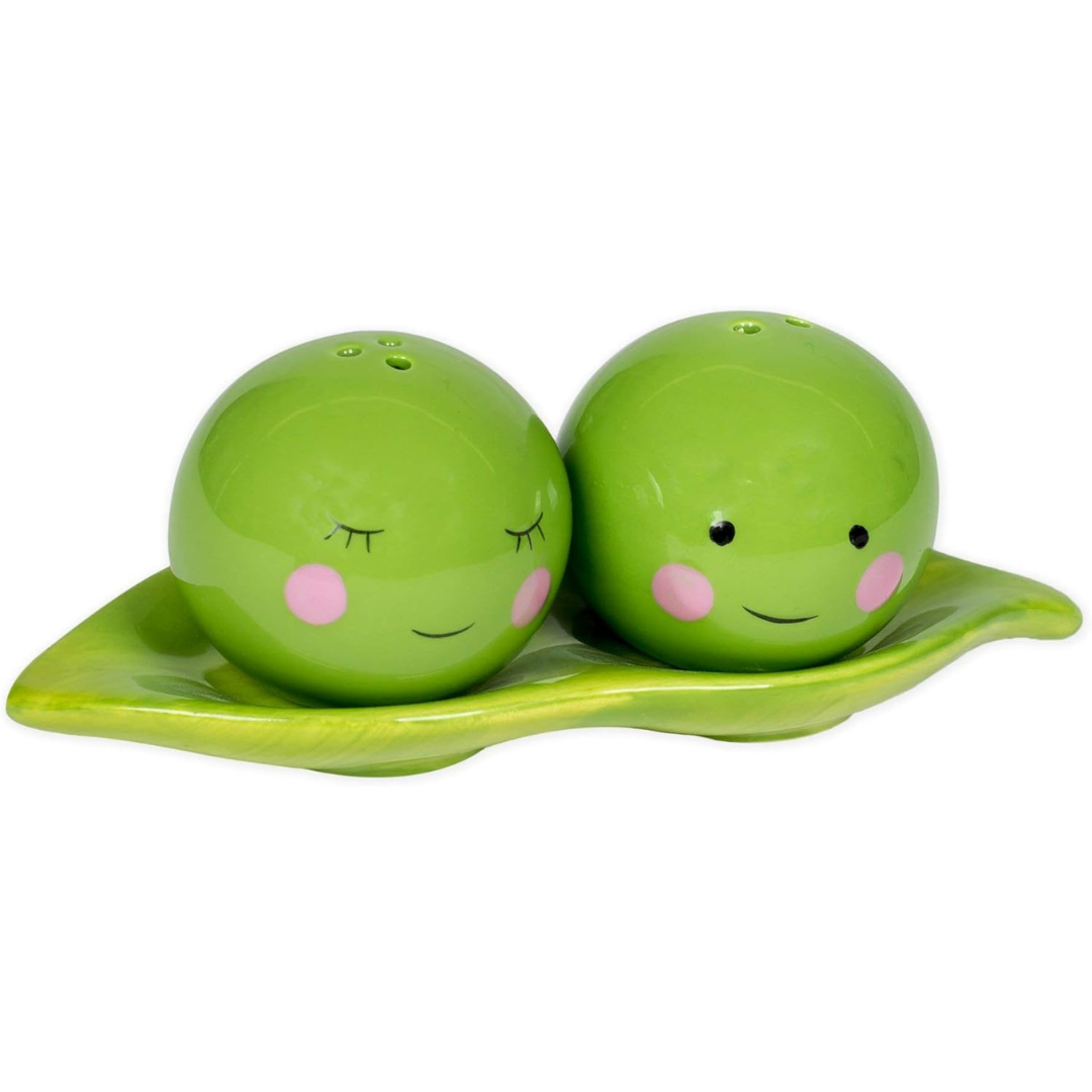 Two peas in a pod salt and pepper shakers.