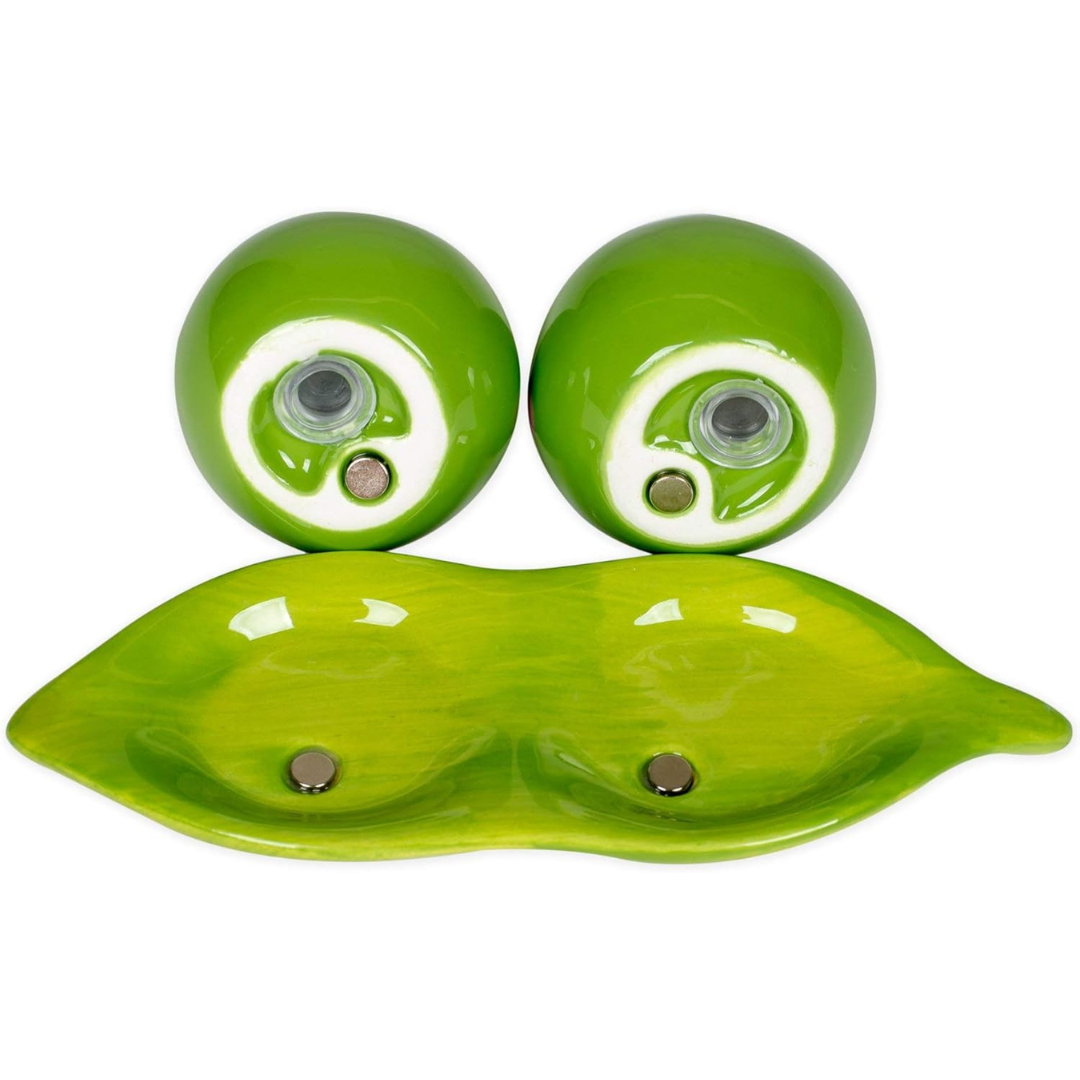 https://www.oddgifts.com/cdn/shop/files/peas-in-a-pod-salt-and-pepper-shakers-03.png?v=1695074024&width=1445