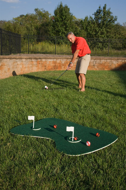 Floating Golf Putting Green - OddGifts.com