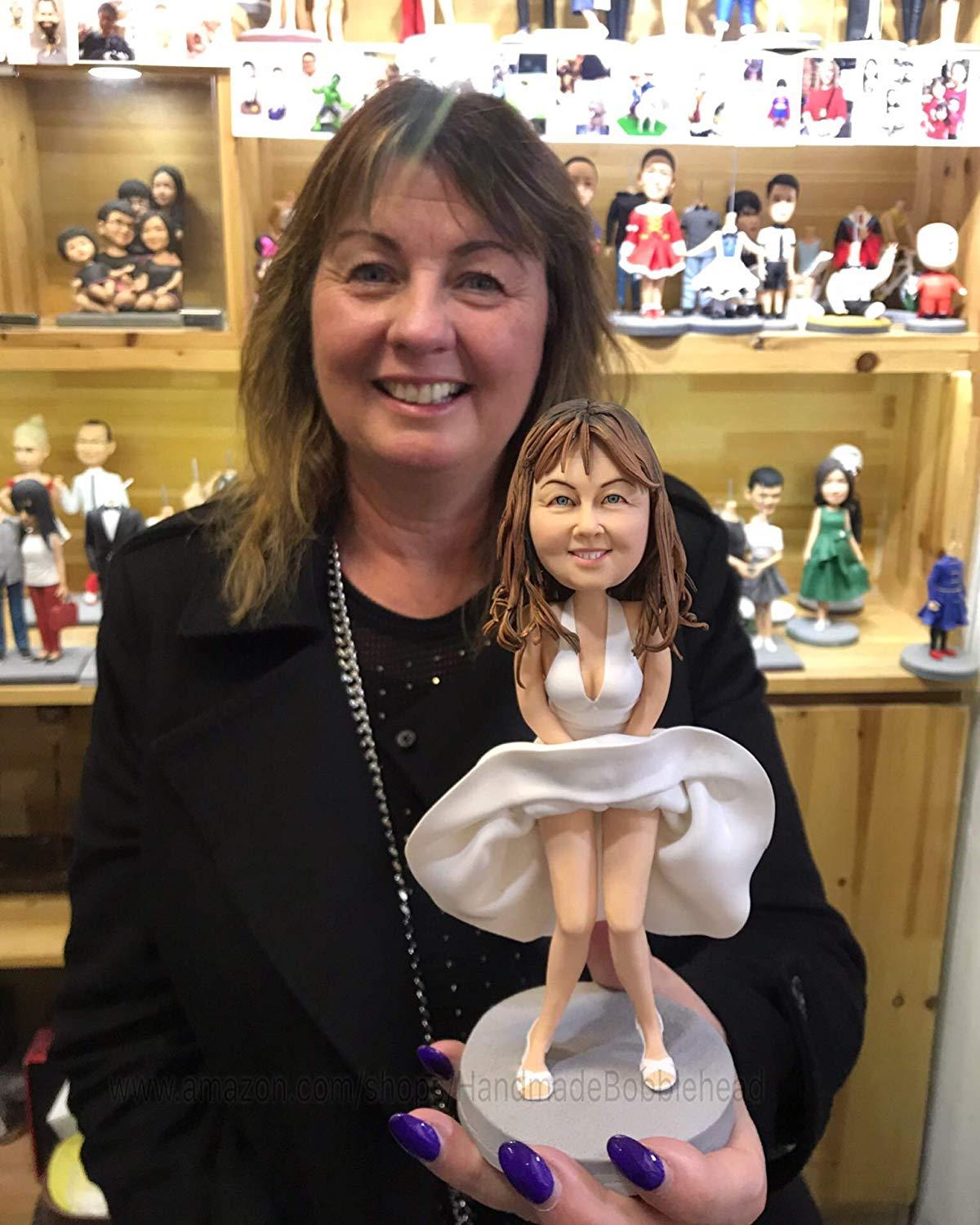Custom Bobbleheads - oddgifts.com