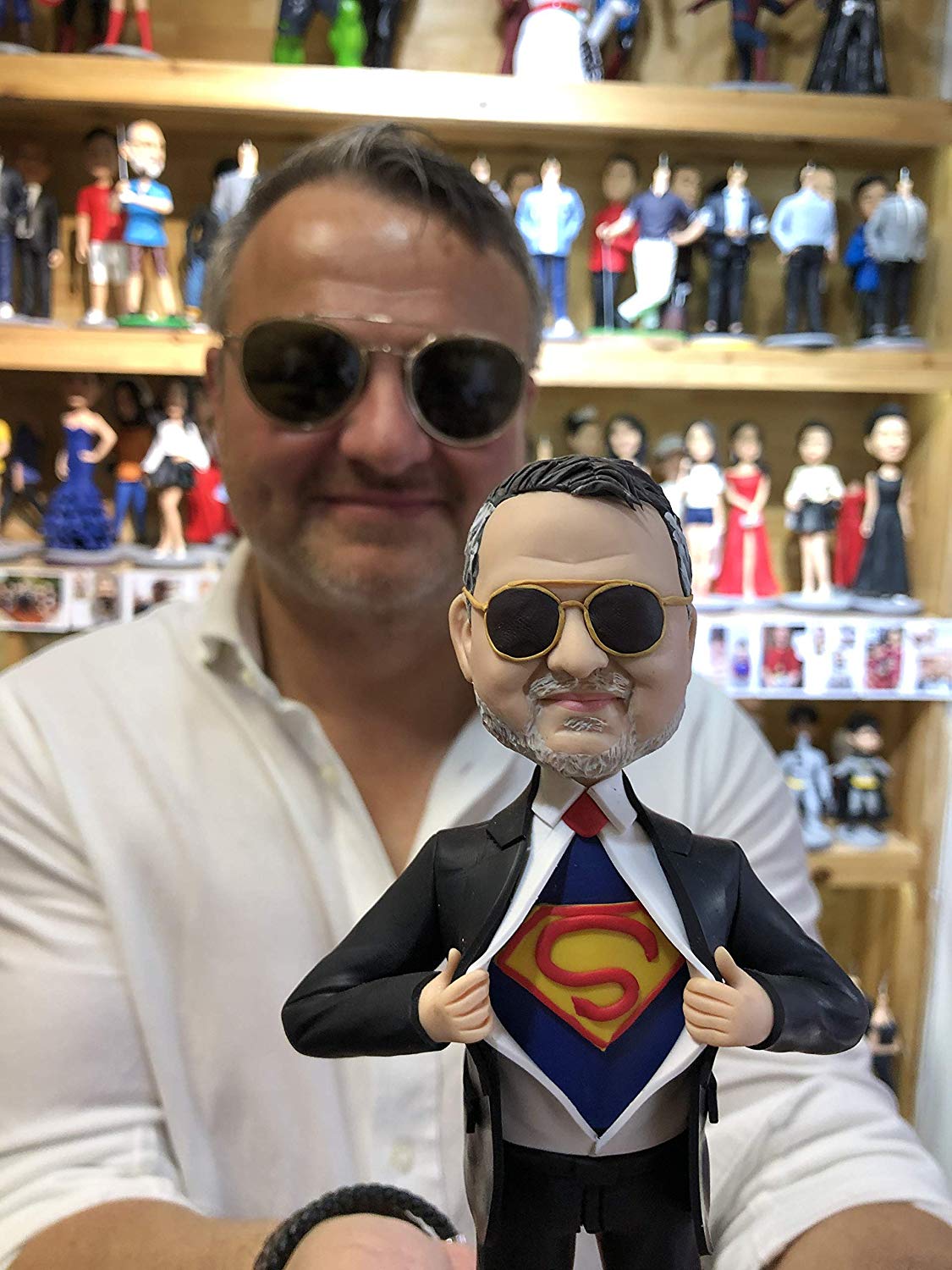 Custom Bobbleheads - oddgifts.com