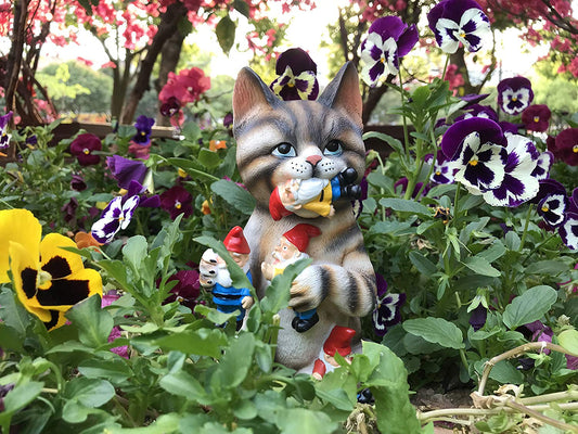 Garden Gnome Massacre Cat Statue - oddgifts.com