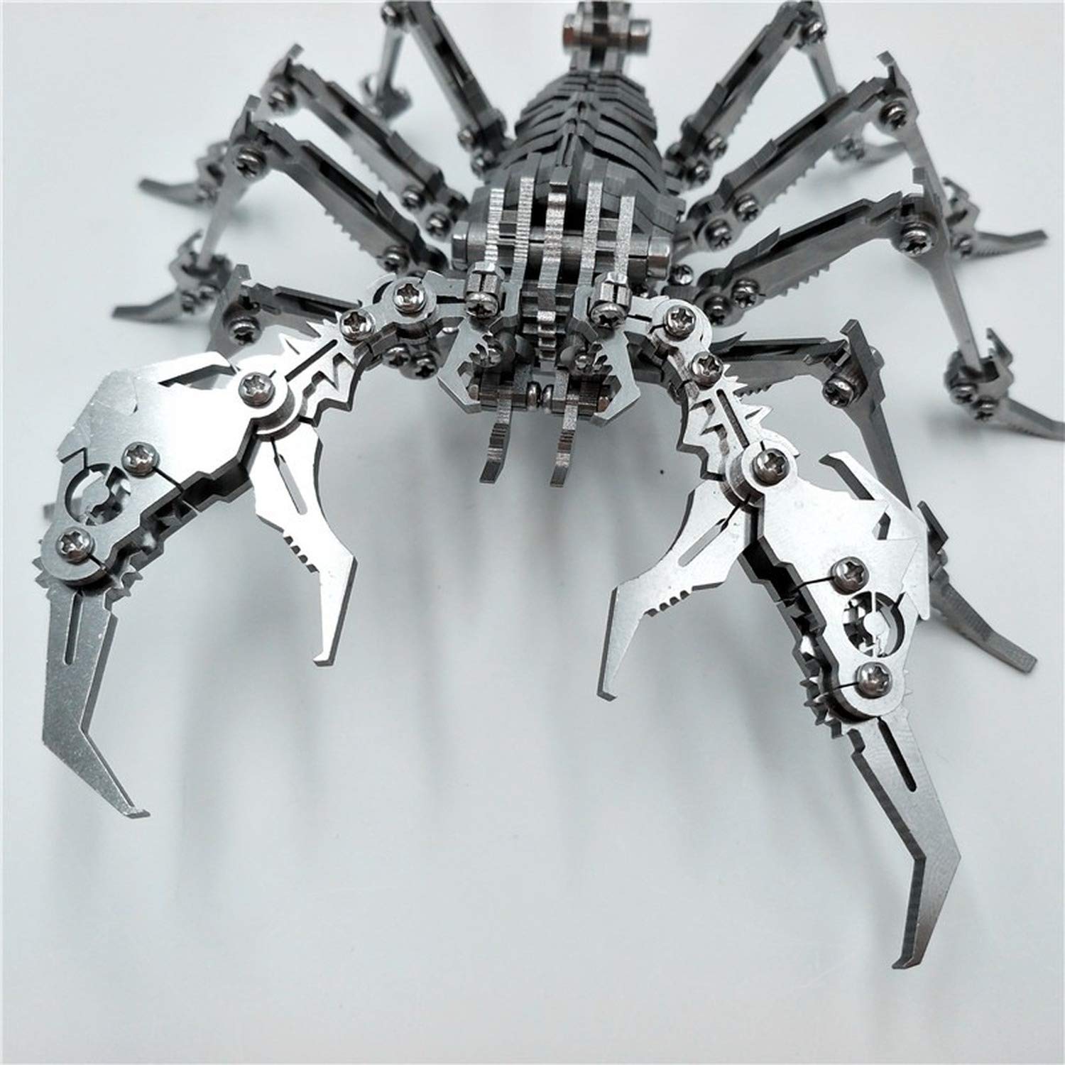 Close up view of the pinchers on the scorpion built from the metal scorpion building kit