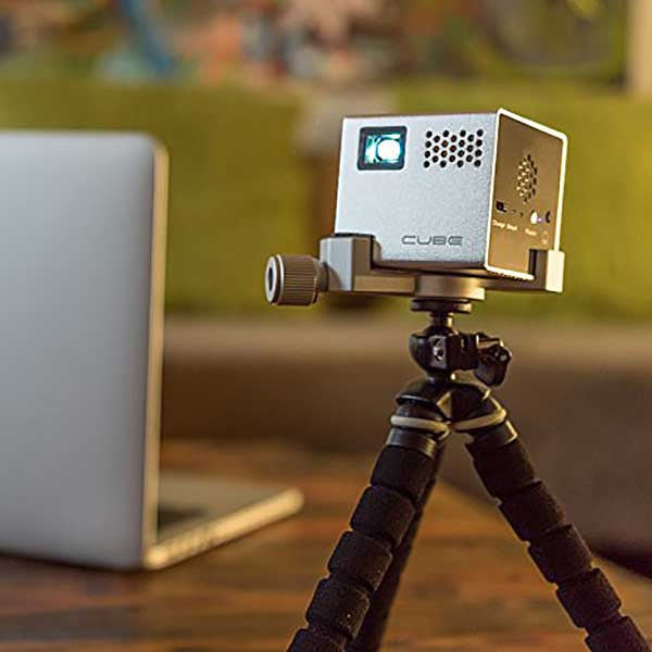 Cellphone Video Projector - OddGifts.com