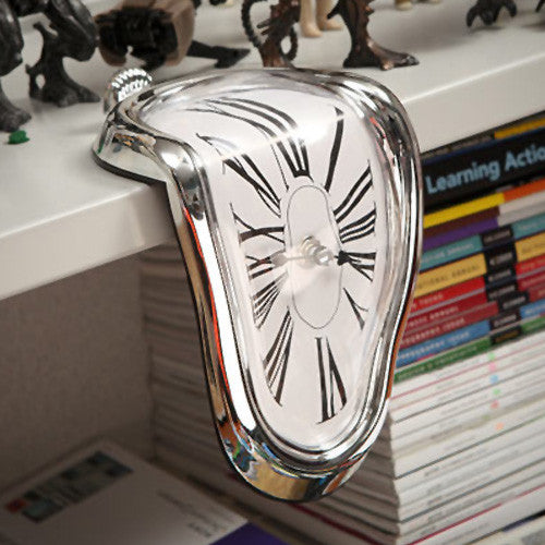 Melting Clock - OddGifts.com