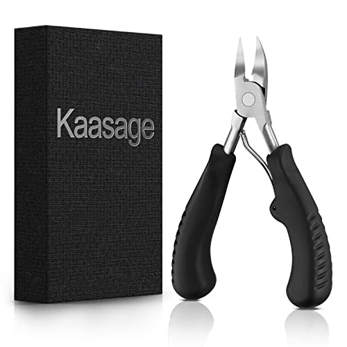 A pair of Kaasage ingrown nail clippers. The black gift box can also be seen.