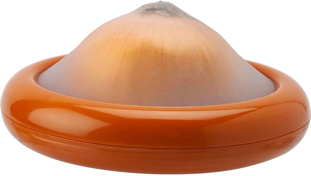 Half a brown onion is inside an onion saver with the lid stretched over it.