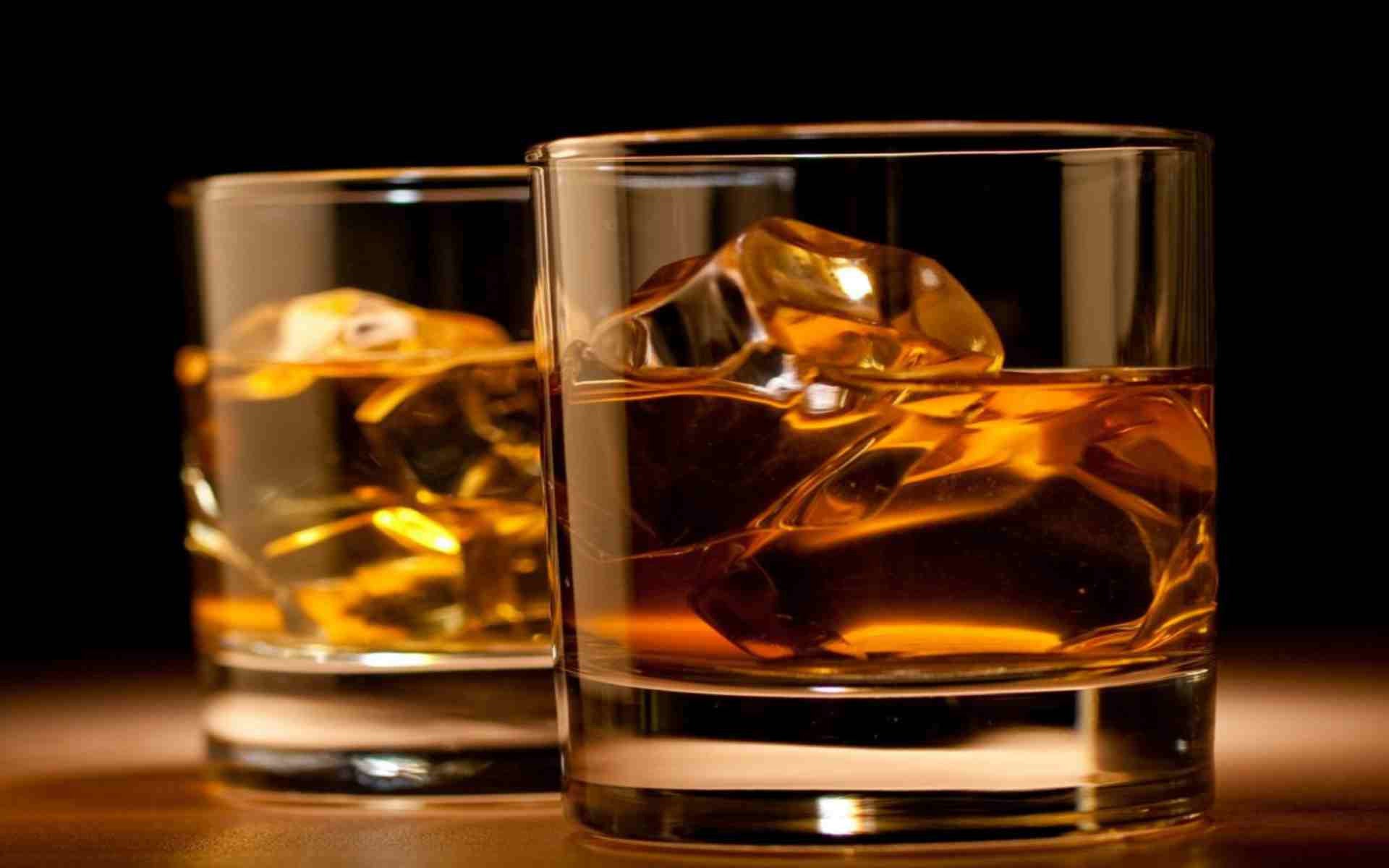 Scratch & Sniff Whisky Mastering Book - OddGifts.com