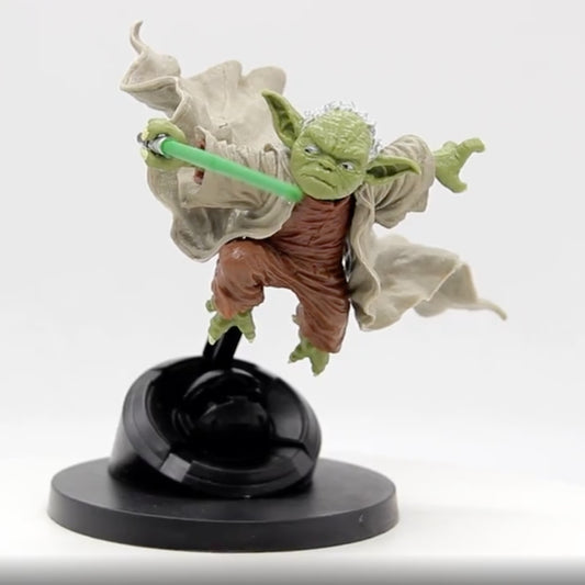 Jedi Master Yoda Fighting With Lightsaber Action Figure -oddgifts.com